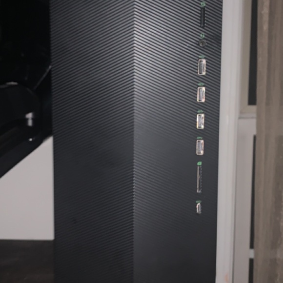 Gaming pc - Picture 2 of 3